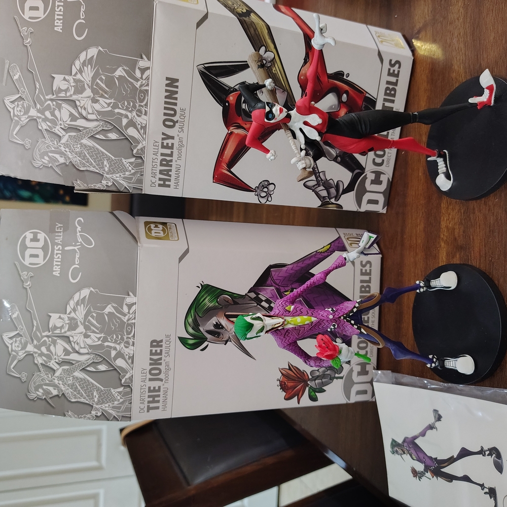 DC Collectibles Harley Quinn and Joker Figures